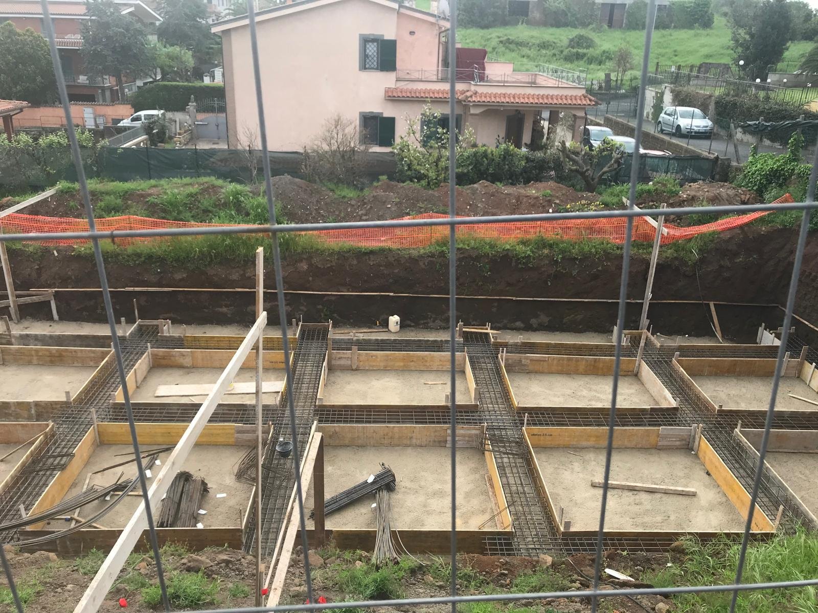 Team Degano Costruzioni al lavoro su cantiere edile Roma provincia